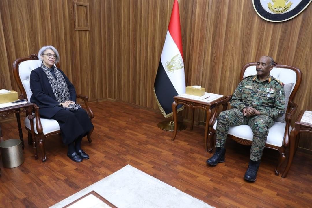 البرهان يلتقي مبعوثة الاتحاد الأوروبي للقرن الأفريقي