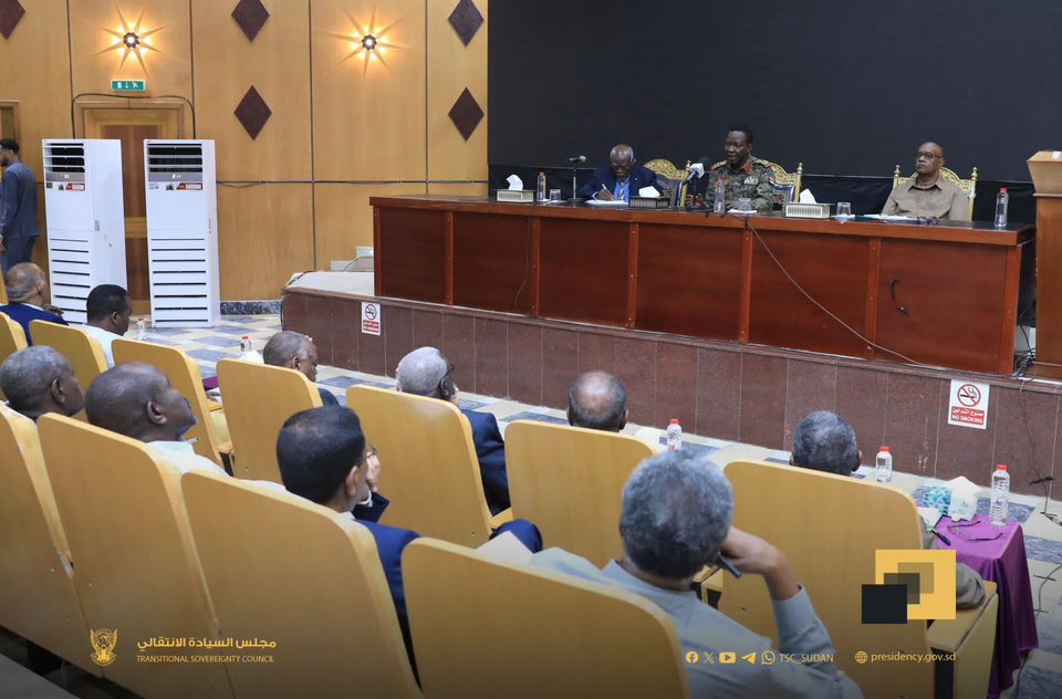 عضو مجلس السيادة الفريق أول ركن شمس الدين كباشي يلتقي ...