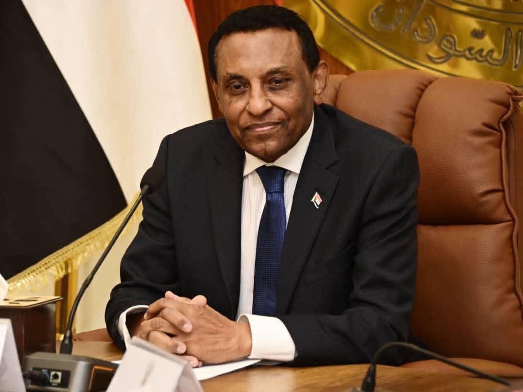 رئيس الوزراء يعقد إجتماعاً تشاورياً مع أطراف العملية السلمية ناقش ...